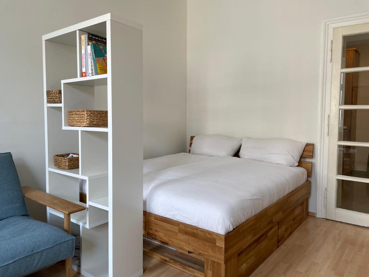 Апартаменти Central Sunny Flat With Free Parking Відень Екстер'єр фото
